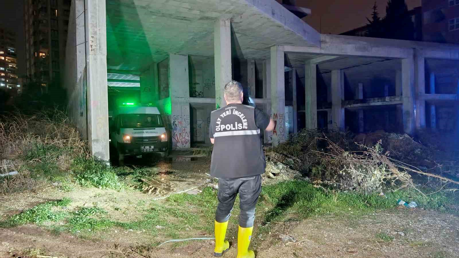 Yağışla su dolan bodrum kata düştü, hayatını kaybetti
