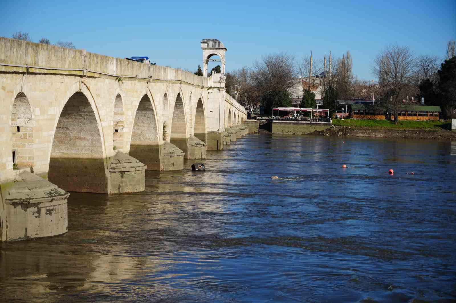 Yağışlar barajlara nefes aldırdı: Edirne’nin içme suyu güvence altında

