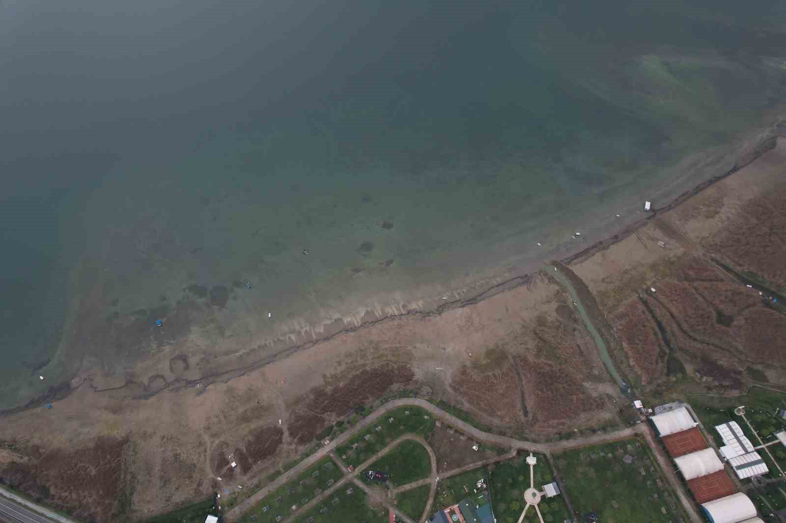 Yağışlar Sapanca Gölü’nde seviyeyi artırdı ancak risk hala devam ediyor
