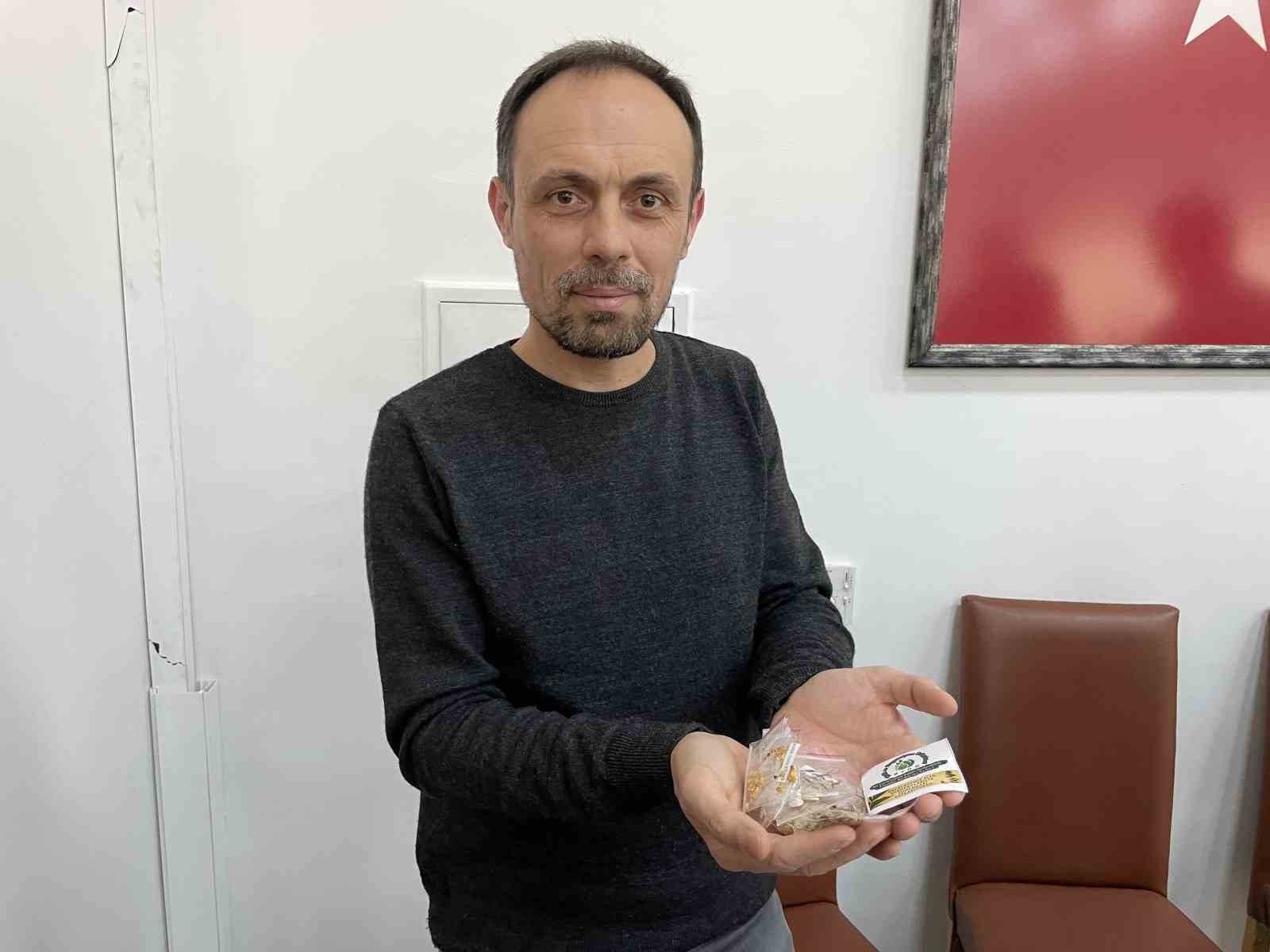 Yakalandığı hastalık, ata tohum mücadelesine engel olmadı
