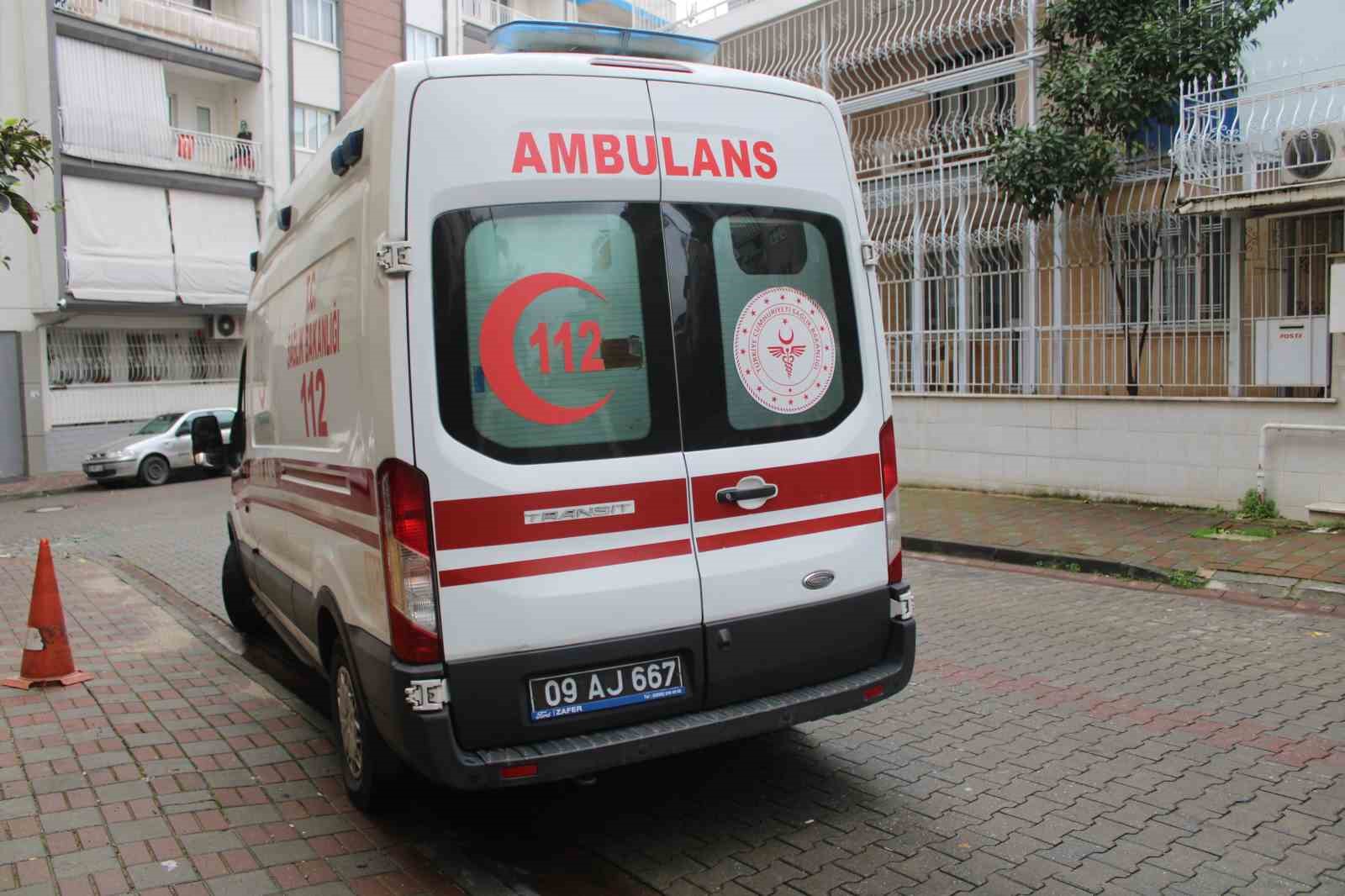 Yakınları haber alamadı, yatağında ölü bulundu
