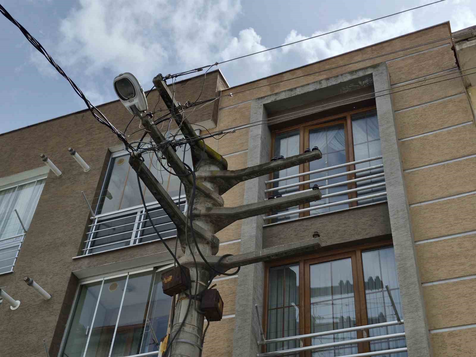 Yakınlarının haber alamadığı şahıs evinde ölü bulundu
