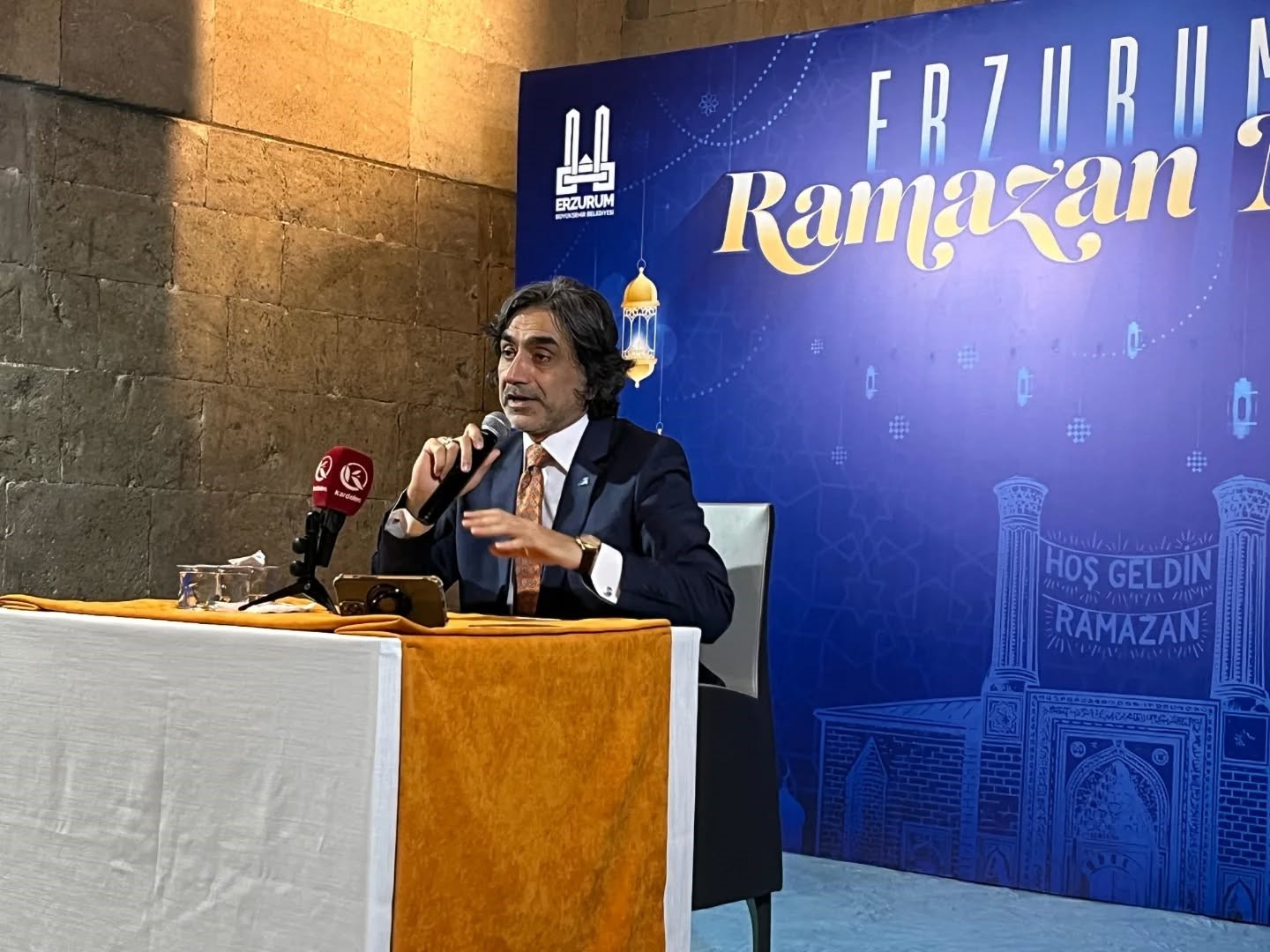 Yakutiye Medresesi’nde, tefekkür dolu bir buluşma
