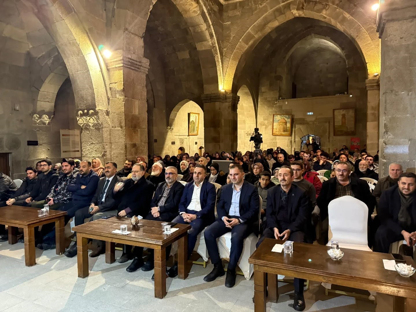 Yakutiye Medresesi’nde "Vahyin Sesi - Kur’an Ziyafeti"
