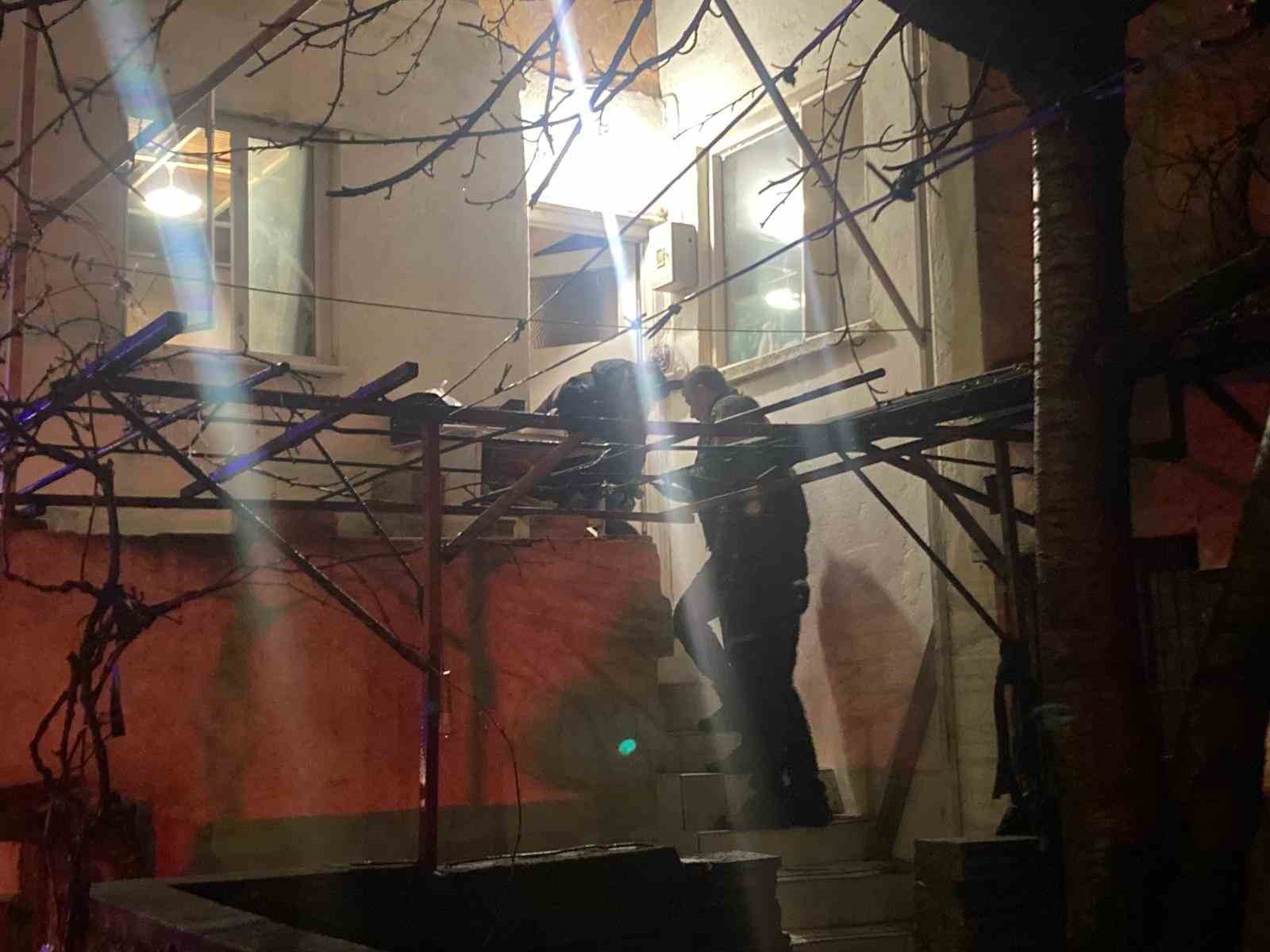 Yalnız yaşayan 78 yaşındaki adam evinde ölü olarak bulundu
