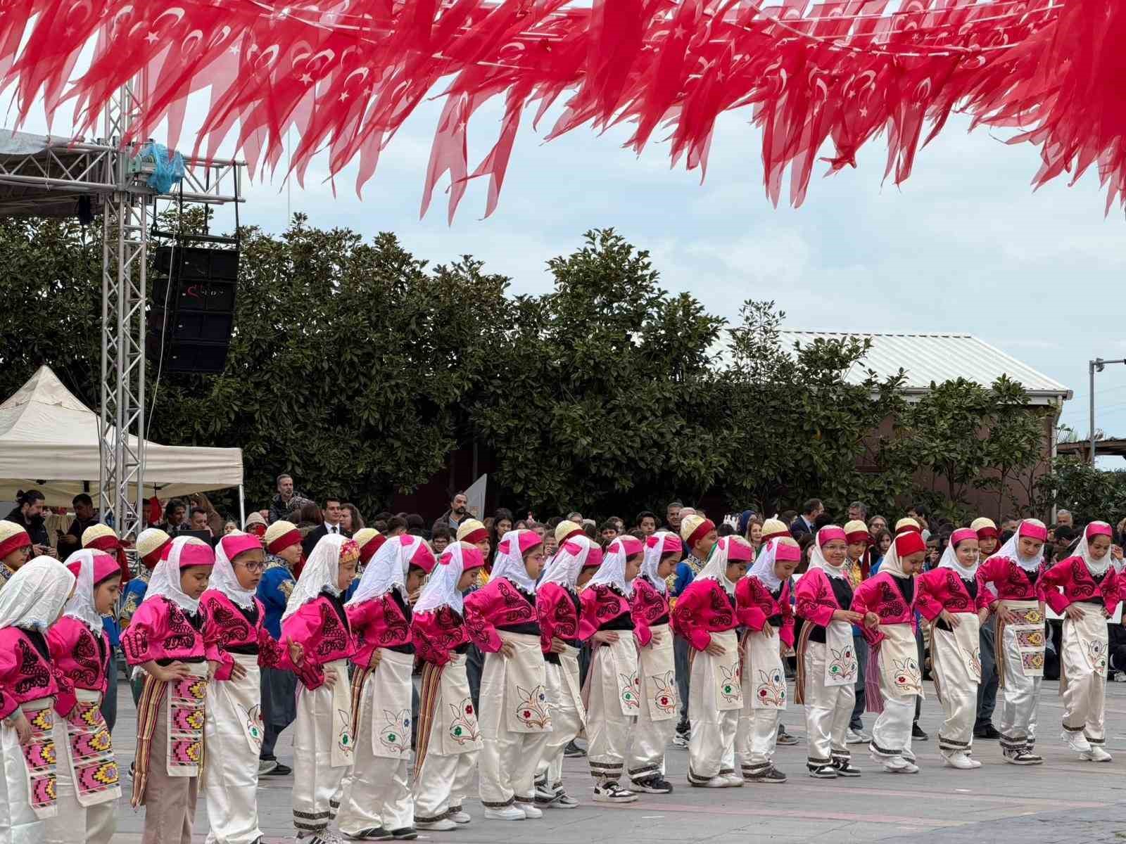 Yalova’da 23 Nisan coşkusu
