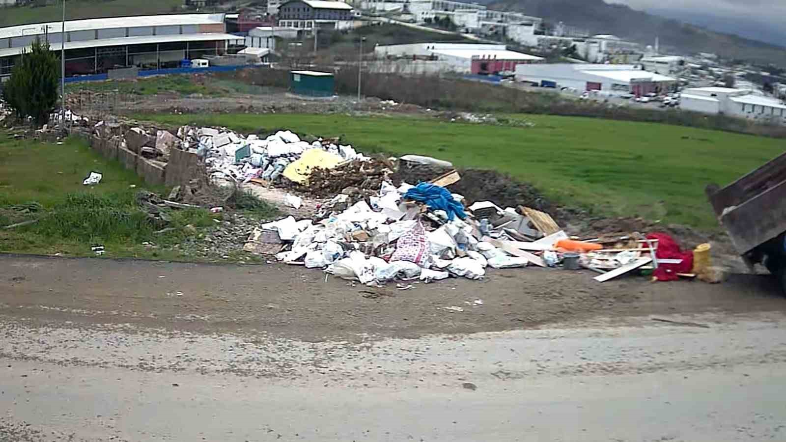 Yalova’da kaçak moloz dökümüne fotokapanlı ceza

