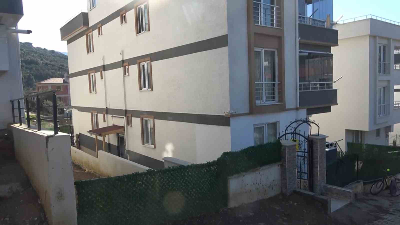 Yalova’da komşu kavgasında 14 aylık bebeği hastanelik ettiler
