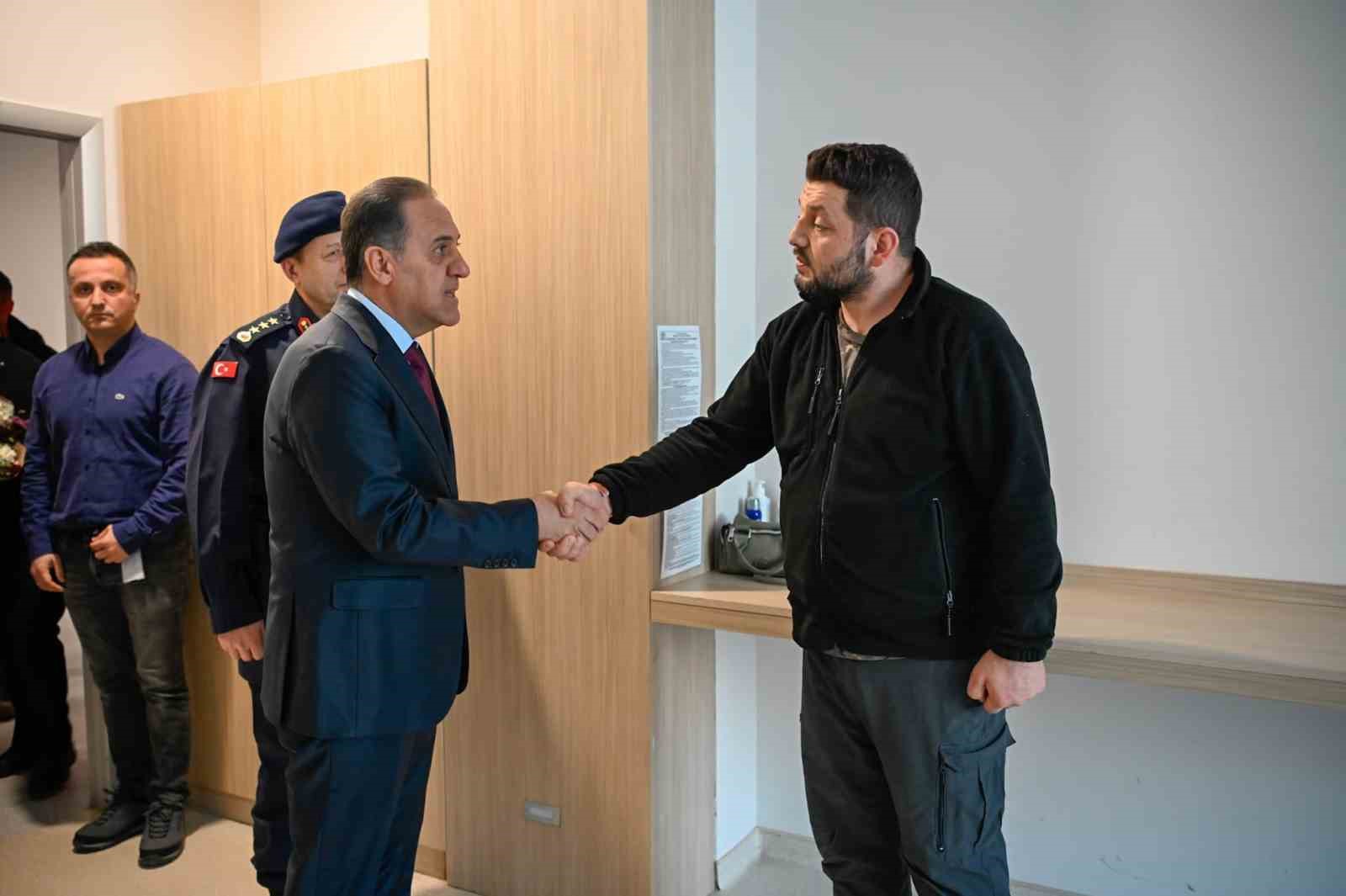 Yalova’da komşu kavgasında 14 aylık bebeği hastanelik ettiler
