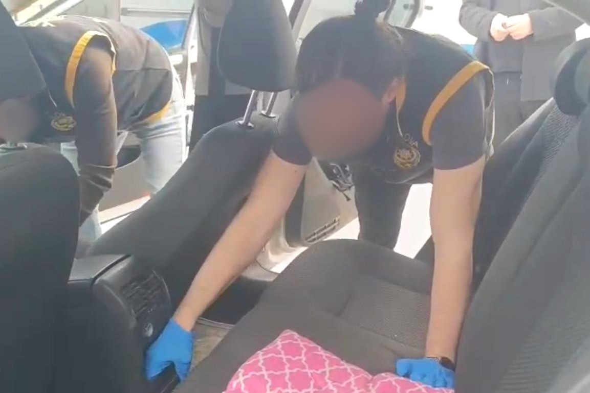 Yalova’da kuyumcuda sahte altın bozduran 3 şüpheli tutuklandı
