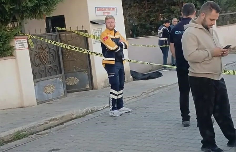 Yalova’da sokak ortasında eşini öldüren zanlıya ağırlaştırılmış müebbet talebi
