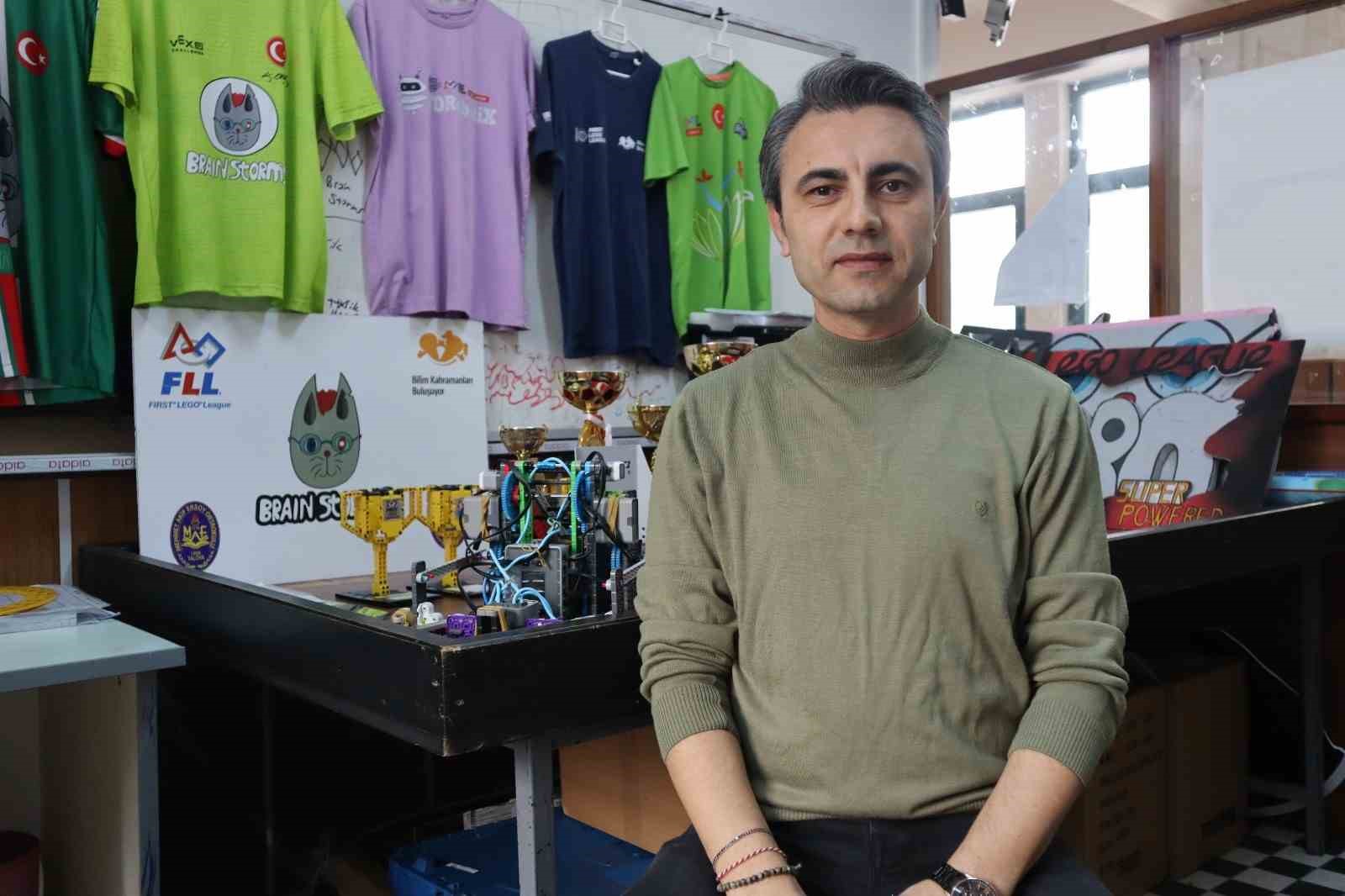 Yalovalı öğrenciler kısıtlı imkanlarla dünya devlerine meydan okuyor
