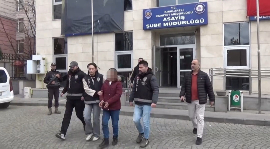 Yandı sandılar cinayet çıkı: Kağıt ve tahtaları ayçiçeği yağıyla tutuşturup yangın çıkarmış
