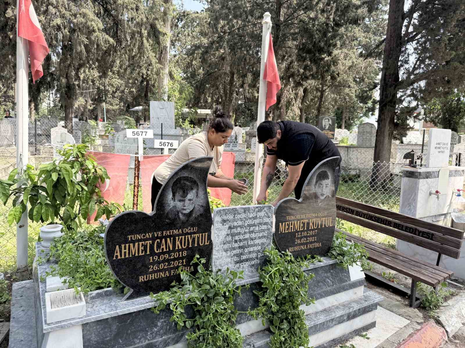 Yangında 2 evladını kaybeden anne yardım bekliyor
