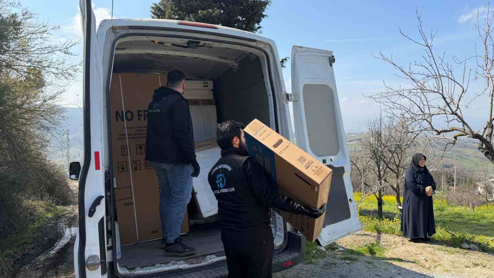 Yangında evleri küle dönmüştü: Aktekin çiftinin sıcak yuvası yeniden kuruldu
