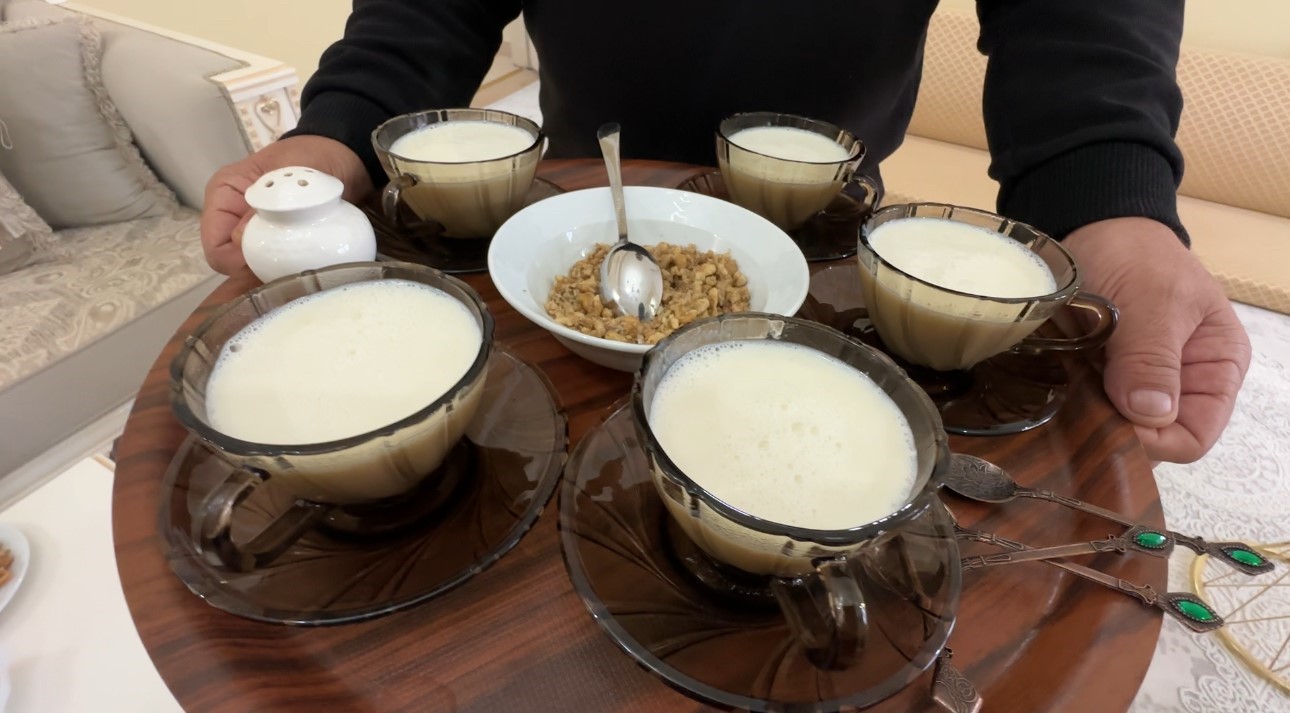 "Yapamazsın" diyenlere inat yetiştirdiği safran ve salebi evinde tüketiyor
