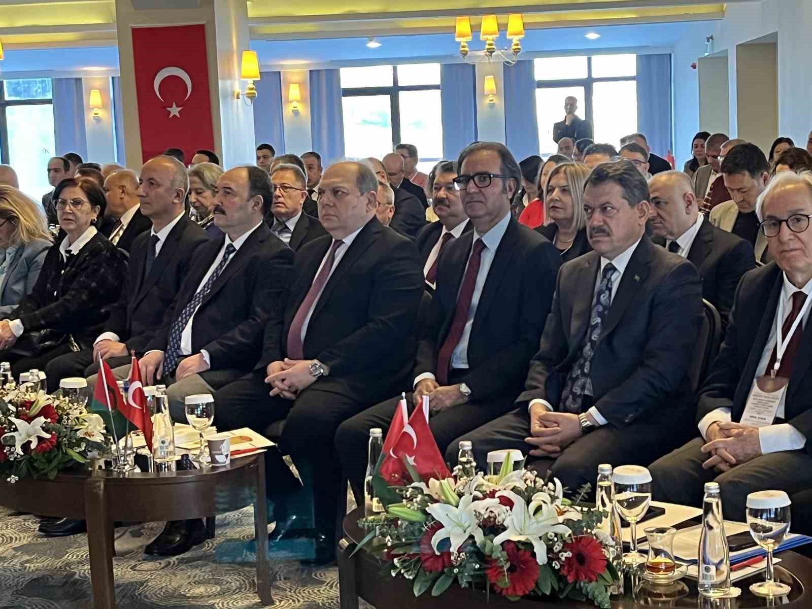 Yargıtay ve BAM üyeleri İzmir’de buluştu: Yargıda ‘içtihat uyumu’ masada
