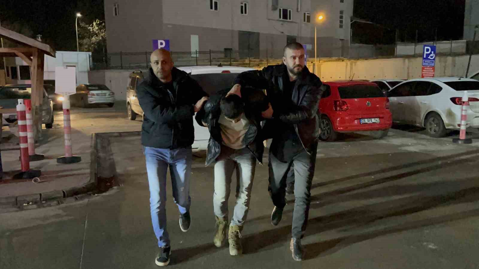 Yarış uğruna 3 genci hayattan koparan sürücü, kaçtığı adreste yakalandı
