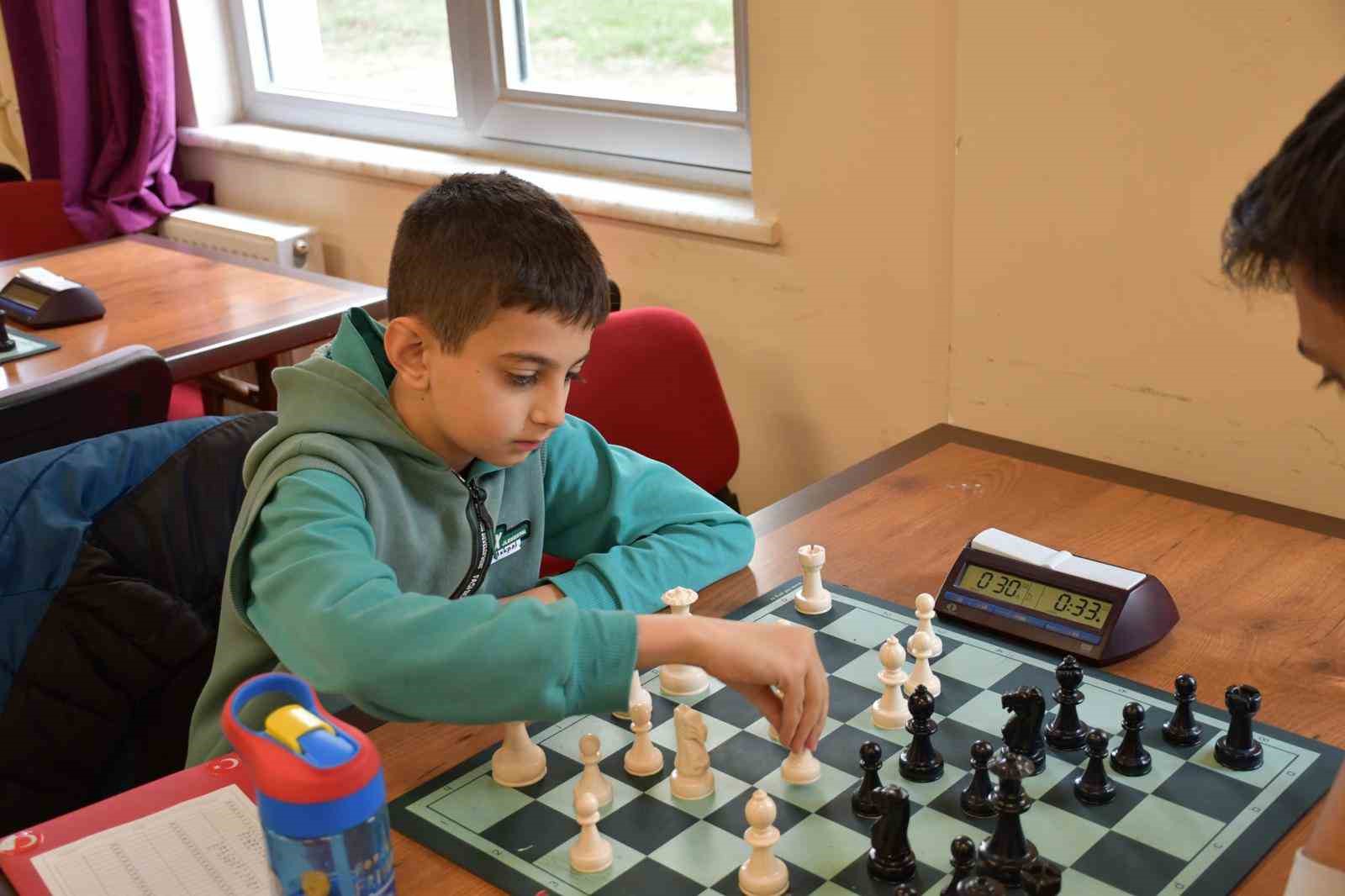 Yarıyıl Satranç turnuvası etkinlikleri tamamlandı
