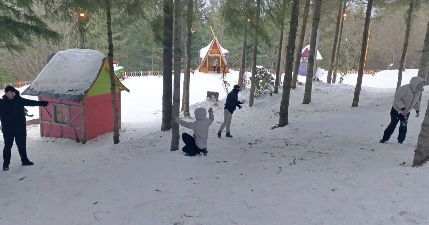 Yarıyıl tatilinde çocuklar Kartepe keyfi yaşadı
