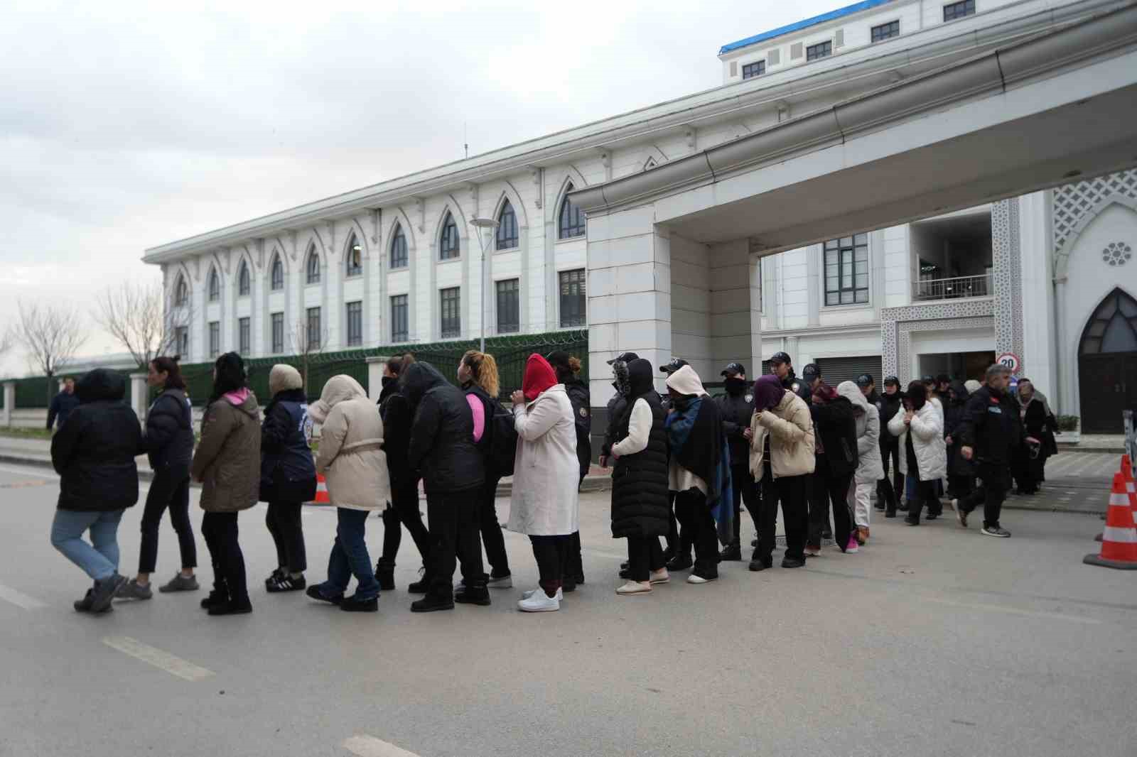 Yasa dışı bahis operasyonunda gözaltına alınan 61 şüpheli adliyeye sevk edildi
