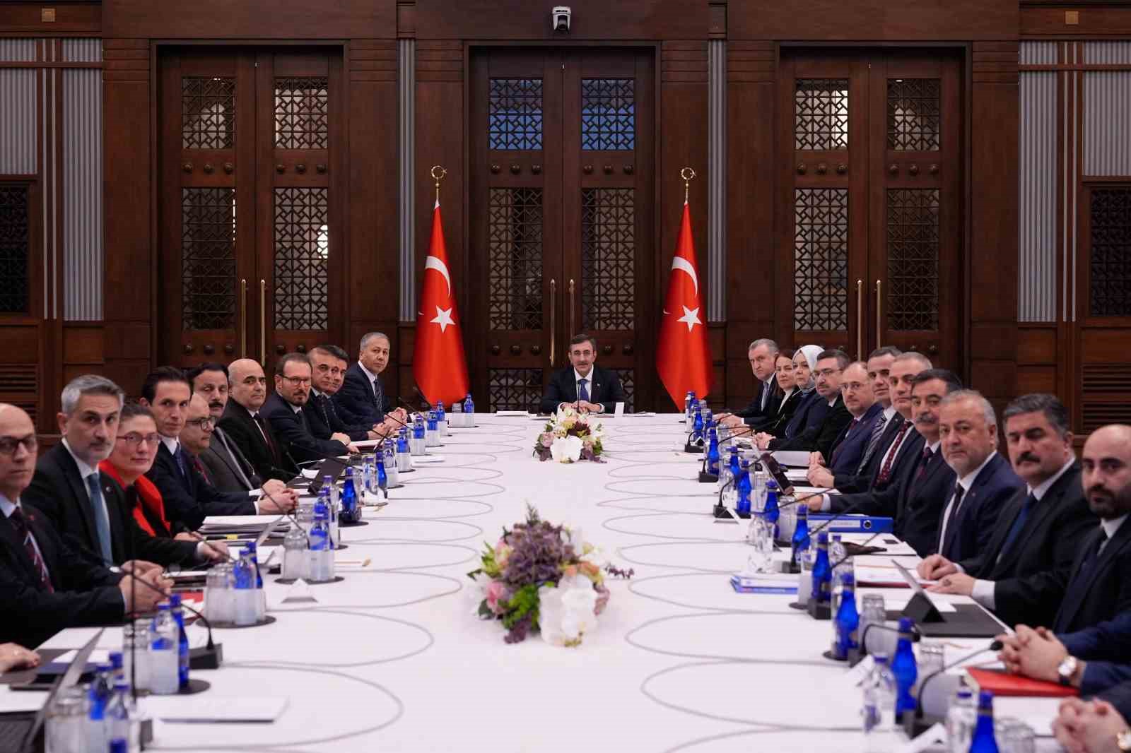 Yasa dışı bahis ve kumarla mücadelede kurumlar arası koordinasyon devam ediyor
Yasa dışı bahis ve kumarla mücadelede kurumlar arası koordinasyon devam ediyor