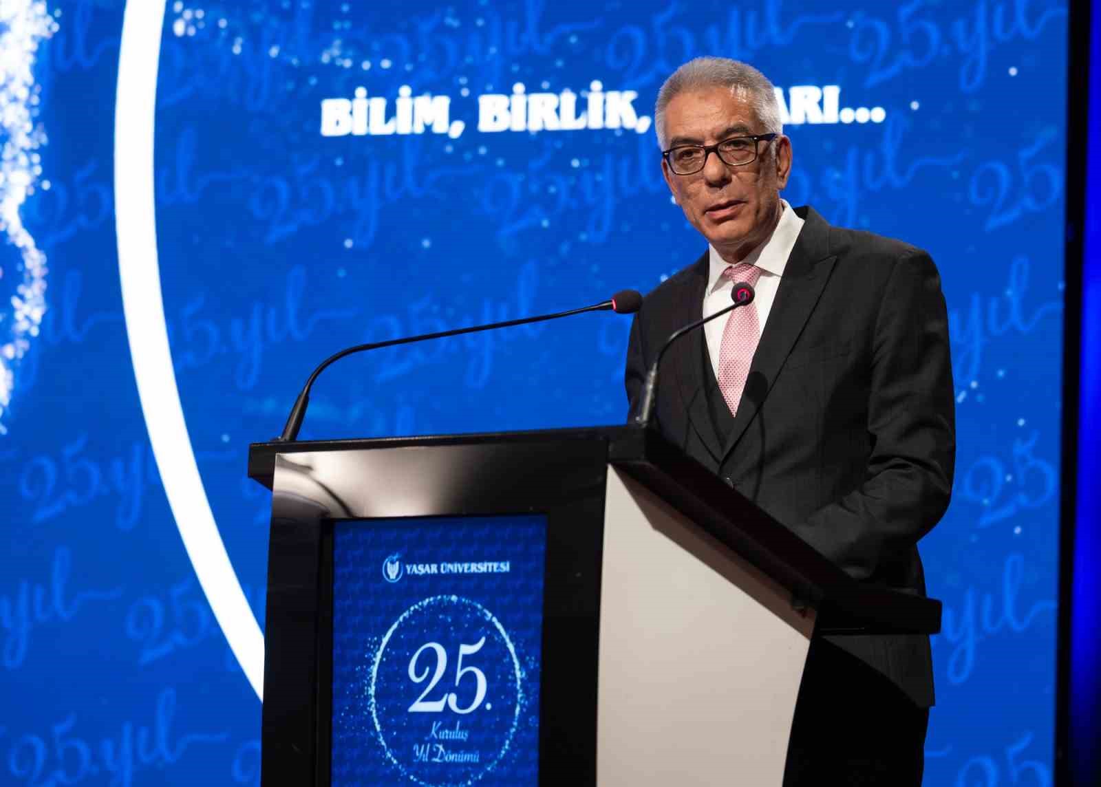 Yaşar Üniversitesi’nde 25’nci yıl gururu
Yaşar Üniversitesi’nde 25’nci yıl gururu