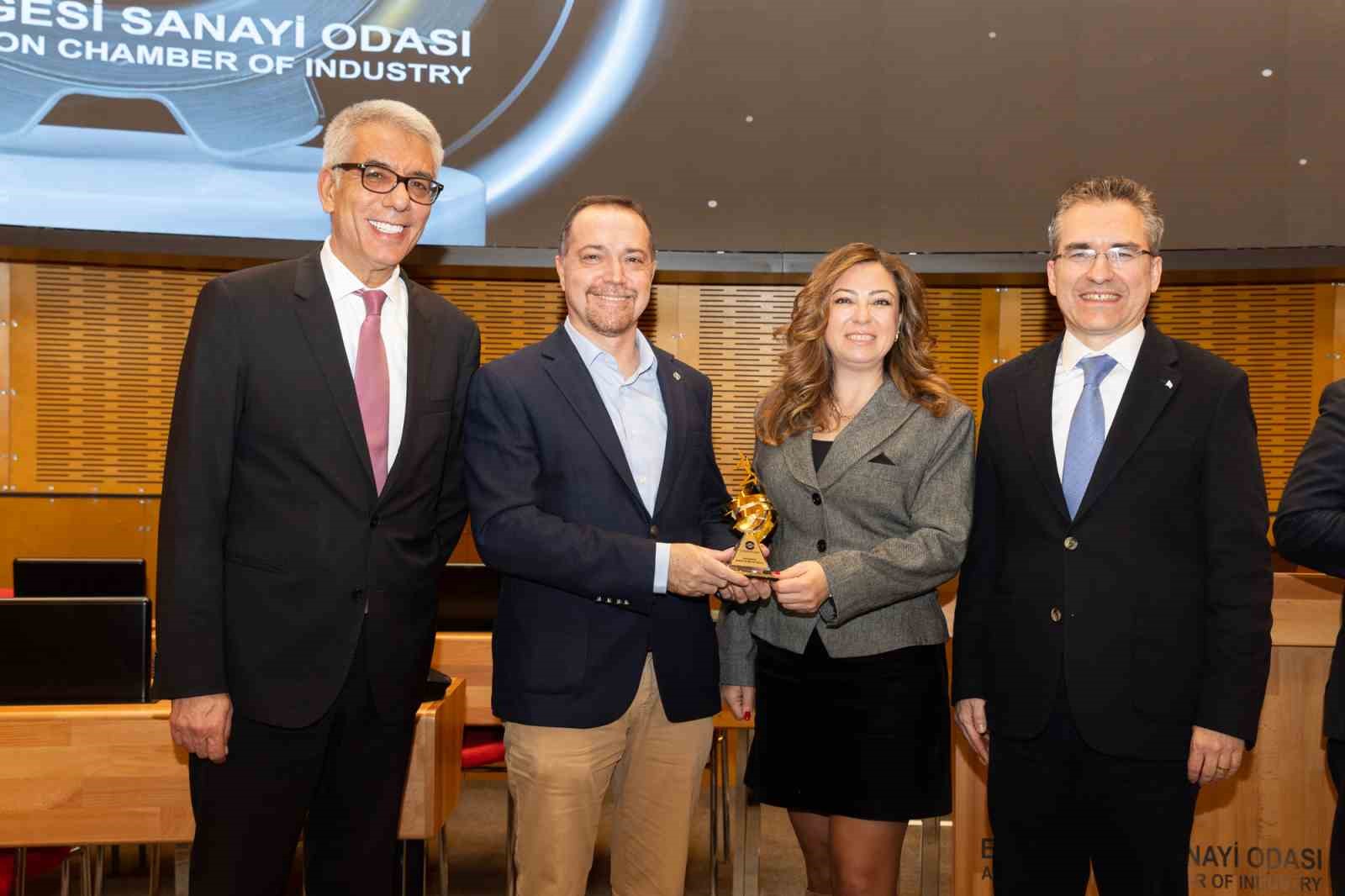 Yaşar Üniversitesi’ne EBSO’dan anlamlı ödül
