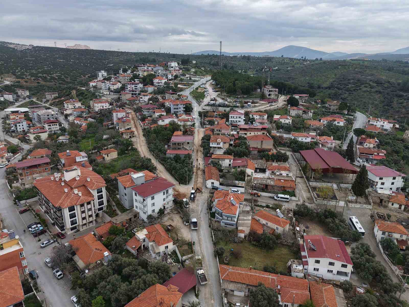 Yatağan Dere Mahallesi’nde içme suyu hatları yenileniyor
