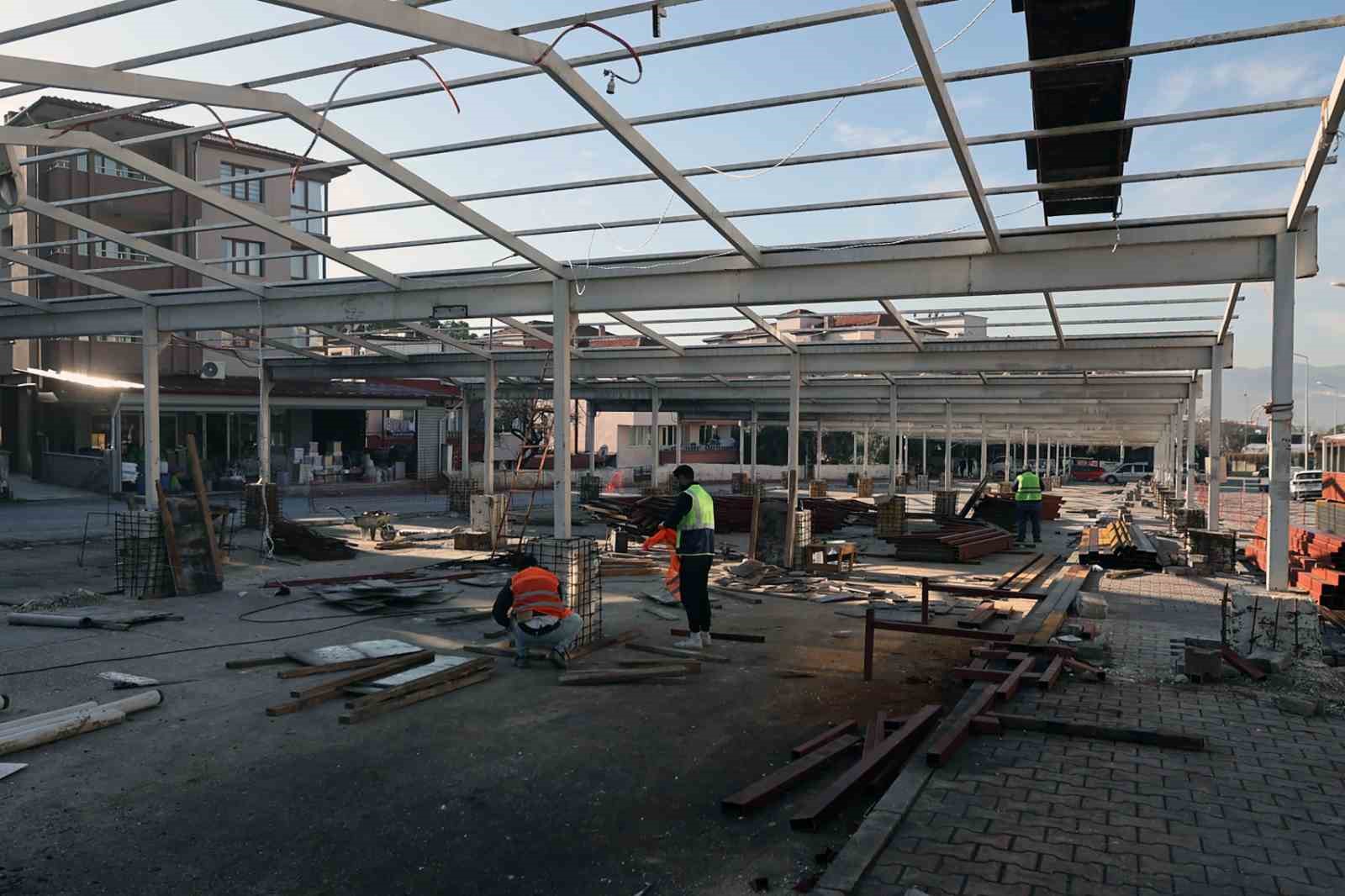 Yatağan pazaryeri modern ve konforlu bir yapıya kavuşuyor
