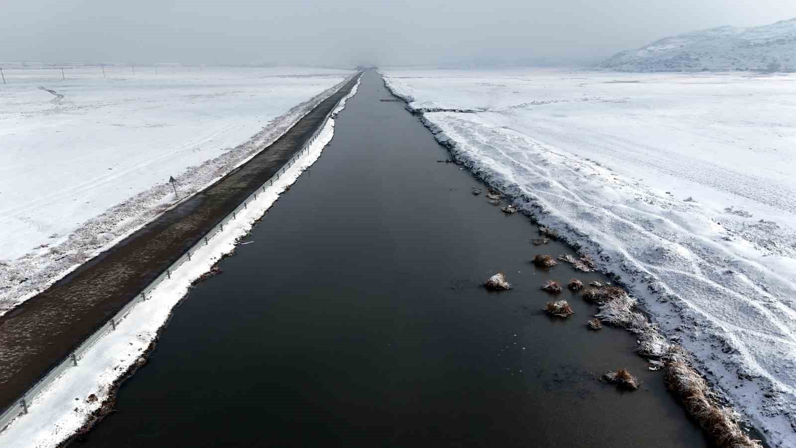 Yazın safari kışın buz pisti
