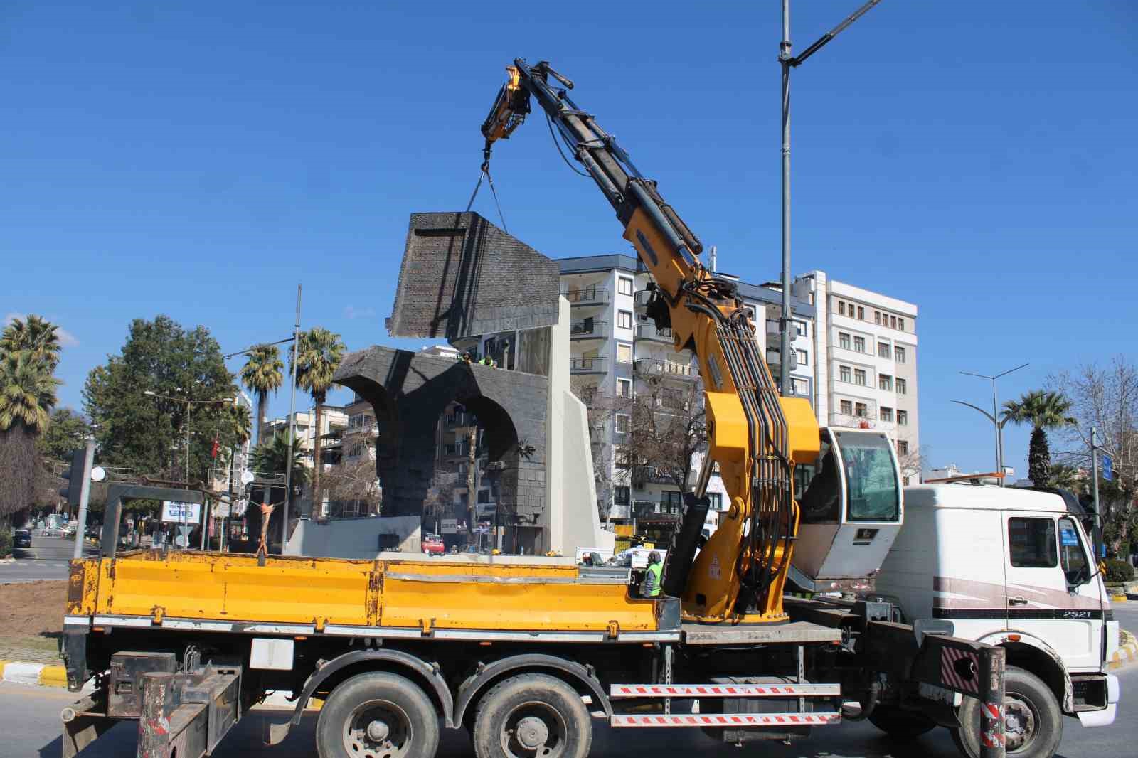 Yeni Dörtyol Köprülü Kavşağı Projesi’nde çalışmalar başladı
