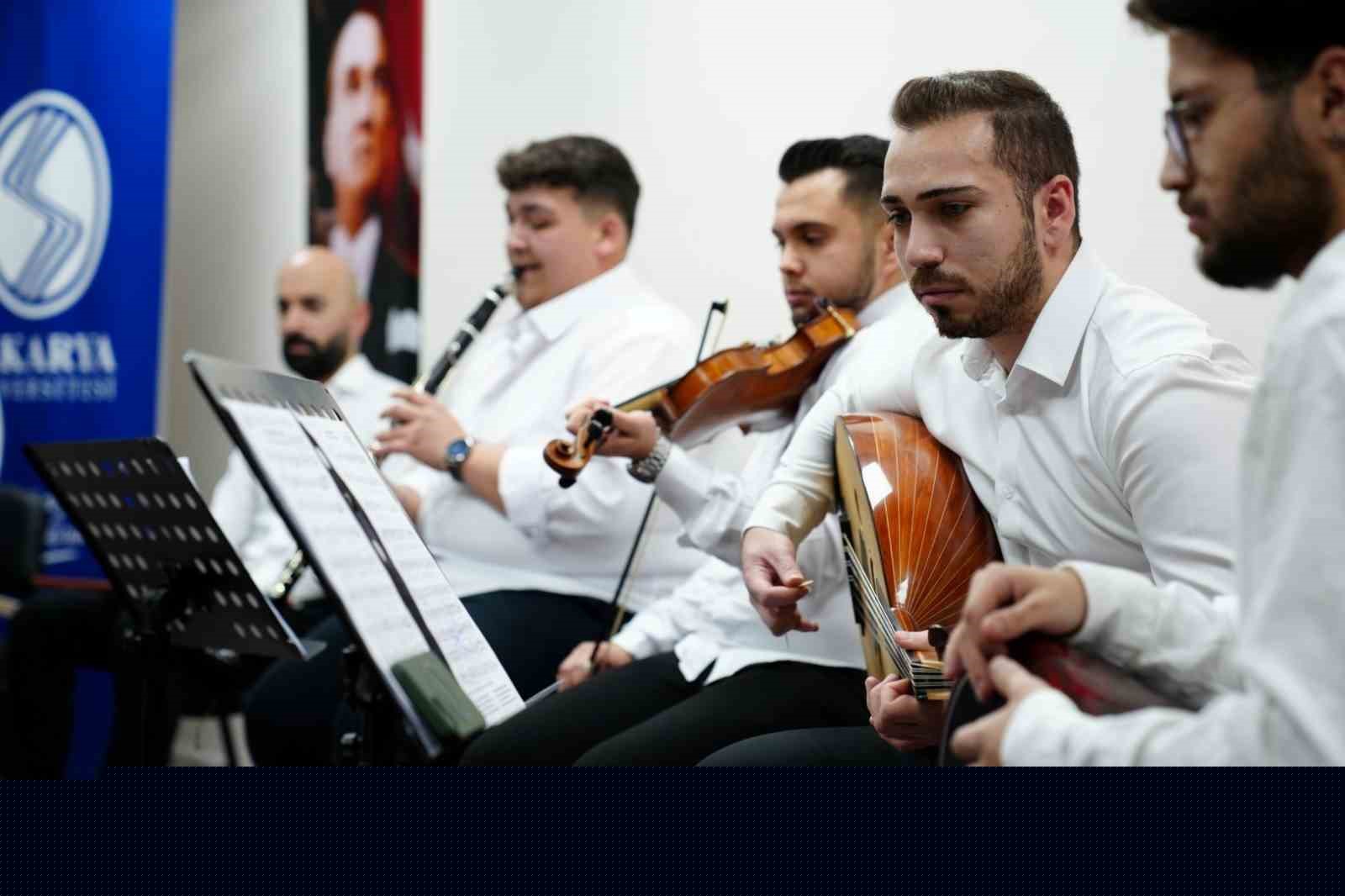 Yeni konser salonu hizmete müzikal tören ile açıldı
Yeni konser salonu hizmete müzikal tören ile açıldı