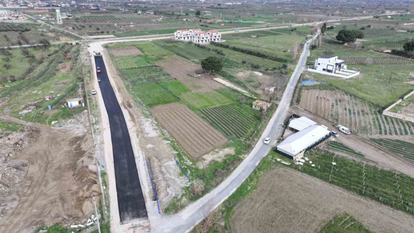 Yeni tesisin ilk asfaltı Hacıbektaşlı’nın yollarıyla buluştu
