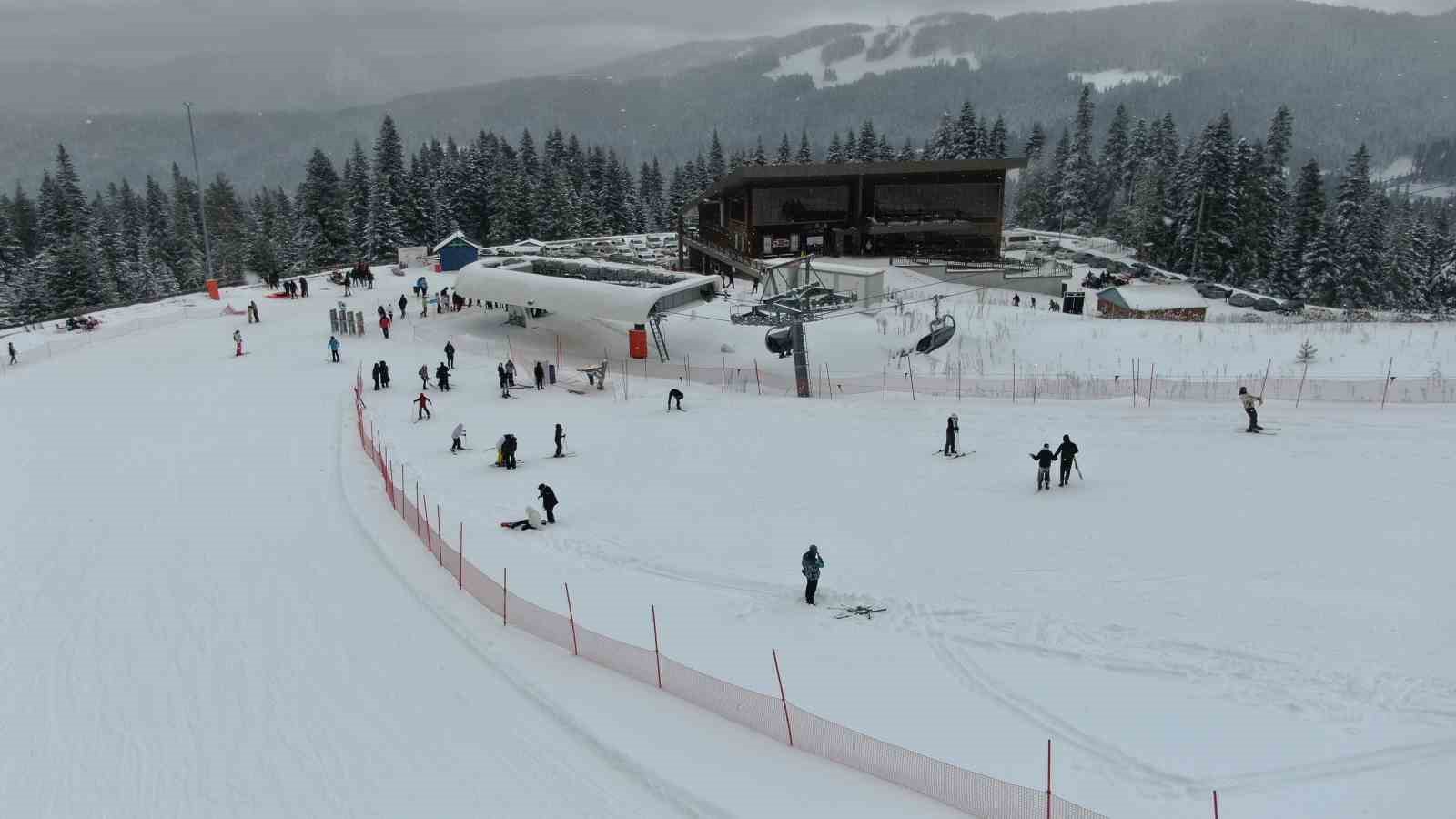 Yeni yıl tatilinde vatandaşlar Ilgaz Dağı’na akın etti
