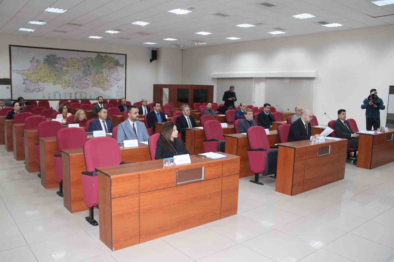 Yeni yılın ilk istihdam kurulu toplantısı yapıldı
Yeni yılın ilk istihdam kurulu toplantısı yapıldı