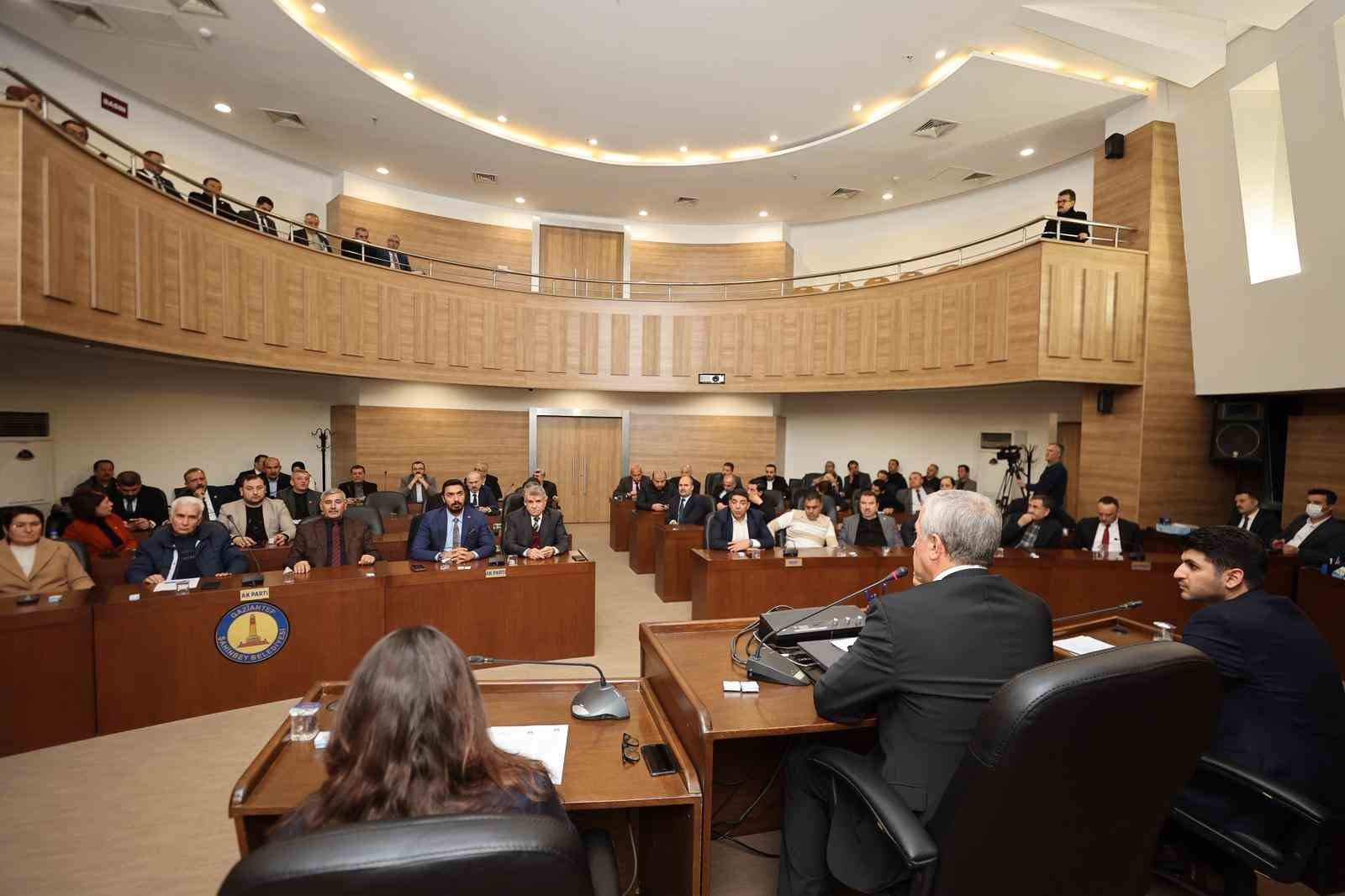 Yeni yılın ilk meclis toplantısı yapıldı
