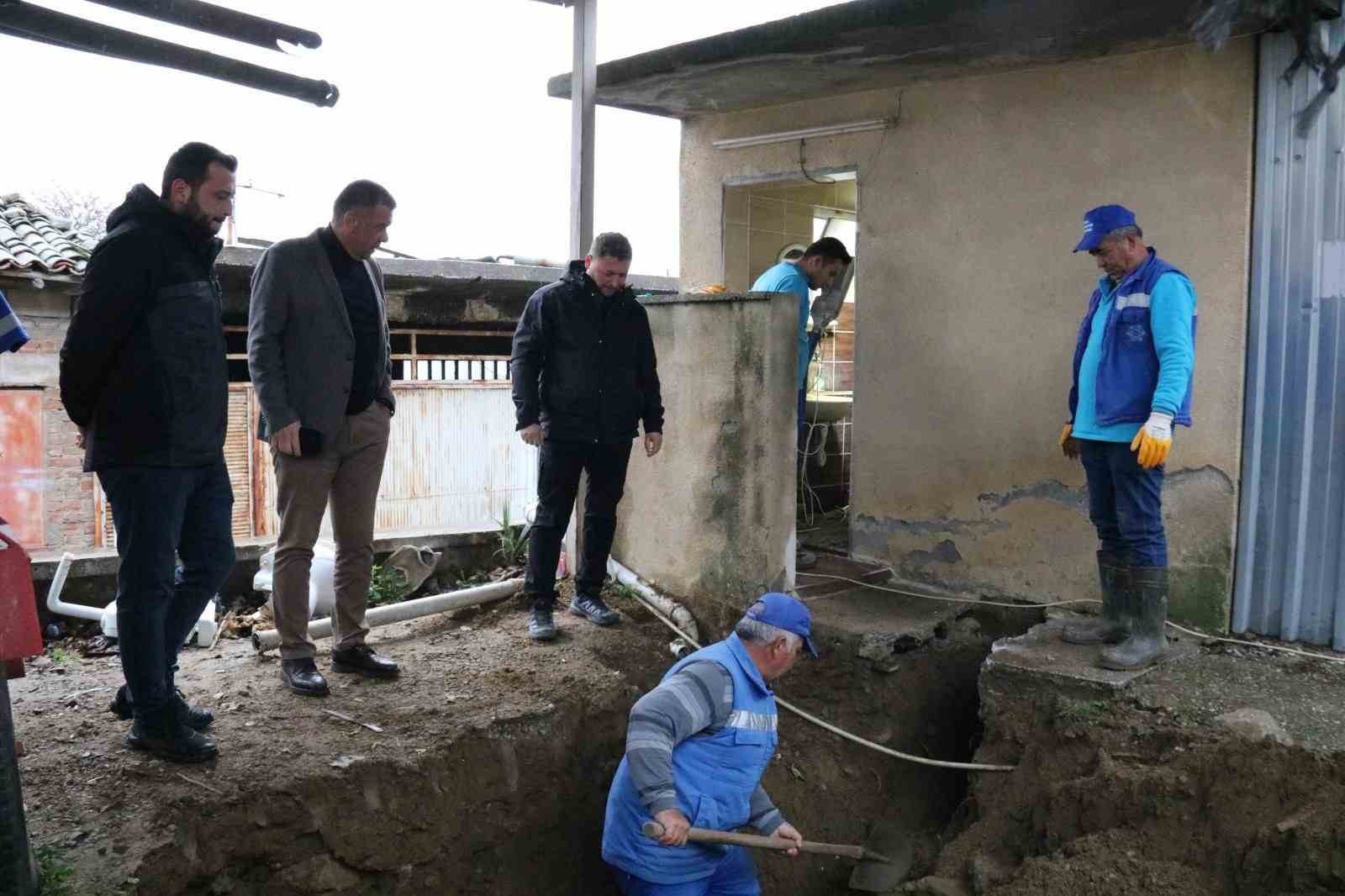 Yenipazar’da belediye ekipleri sahaya indi

