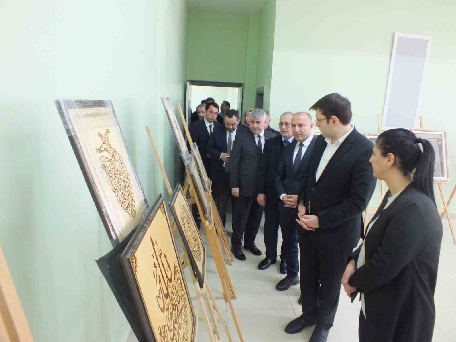 Yerköy’de manevi değerler sanatla anlatıldı
