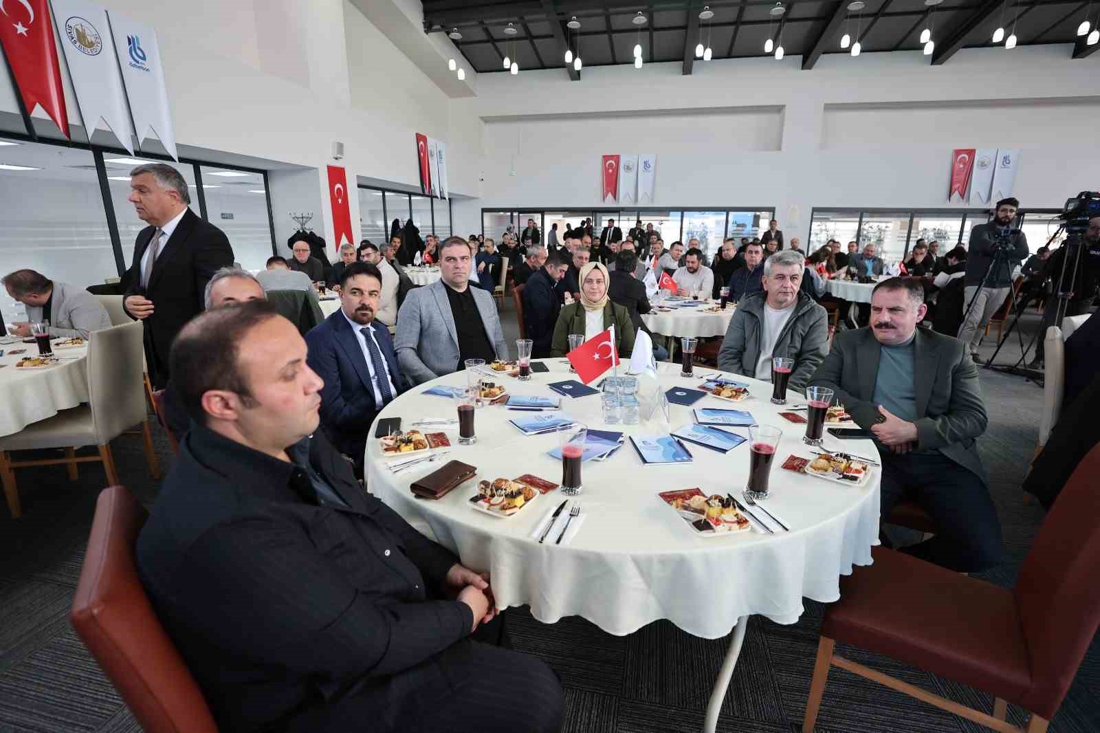 Yerli ve milli imkanlarla üretilen akıllı su sayaçları tanıtıldı
Yerli ve milli imkanlarla üretilen akıllı su sayaçları tanıtıldı