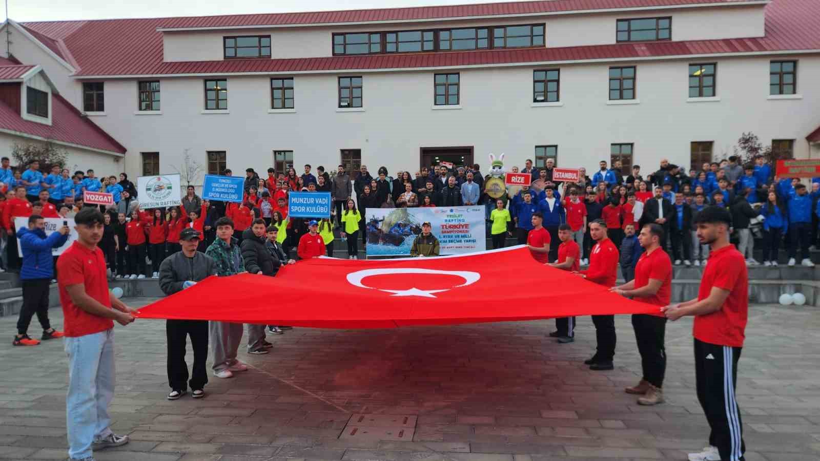 Yeşilay Türkiye Rafting Şampiyonası ve Milli Takım Seçme Yarışları başladı
