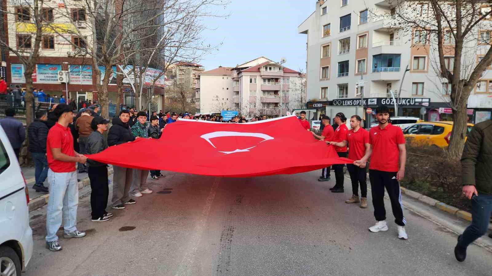 Yeşilay Türkiye Rafting Şampiyonası ve Milli Takım Seçme Yarışları başladı
