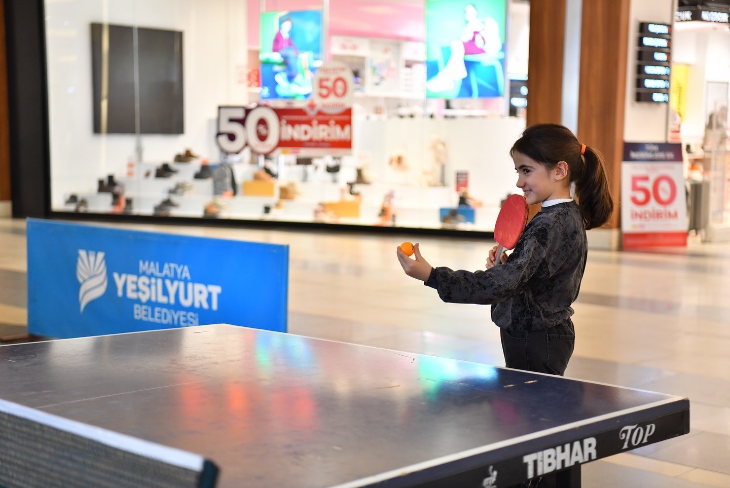 Yeşilyurt Belediyesi geleneksel AVM sömestr spor şenliği başlattı
Yeşilyurt Belediyesi geleneksel AVM sömestr spor şenliği başlattı