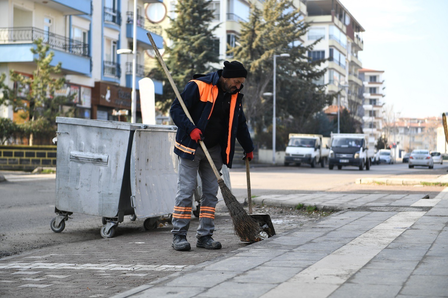 Yeşilyurt Belediyesi’nden Ramazan’da dört koldan temizlik seferberliği
Yeşilyurt Belediyesi’nden Ramazan’da dört koldan temizlik seferberliği