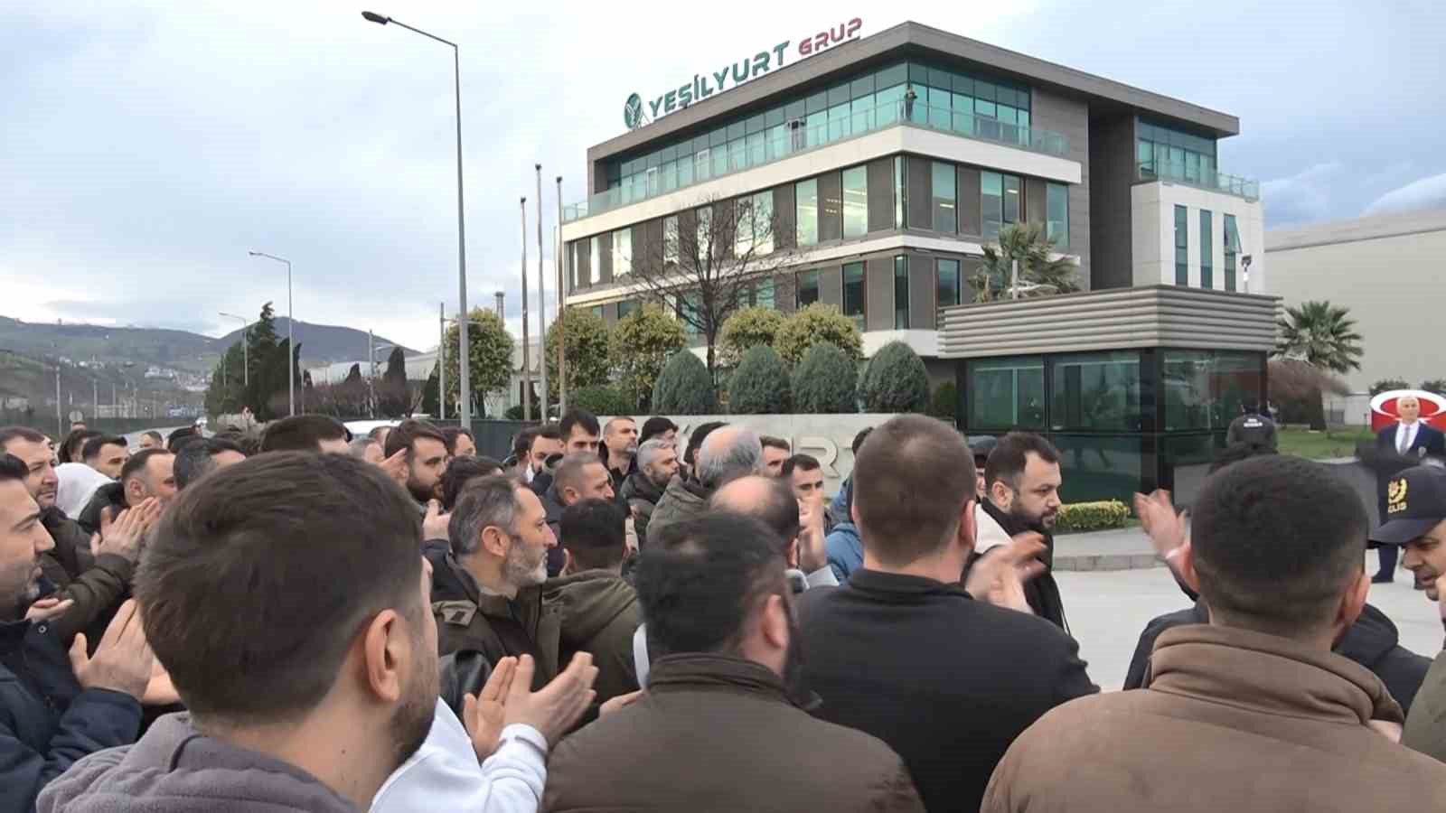 Yeşilyurt Demir-Çelik işçilerinden yapılan zamma yürüyüşlü protesto
