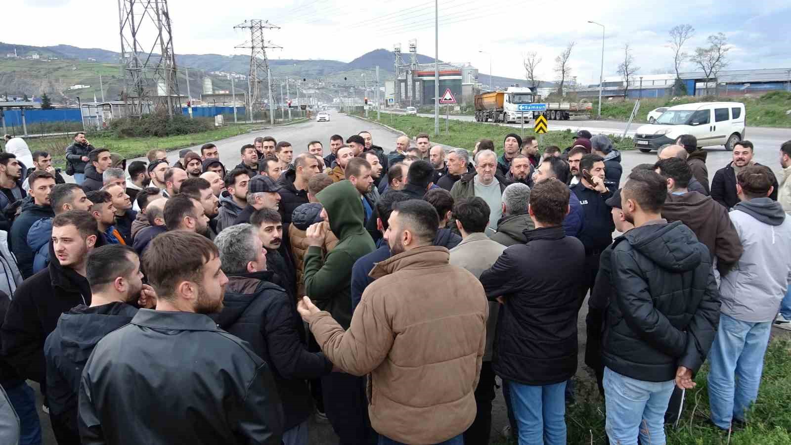 Yeşilyurt Demir-Çelik işçilerinden yapılan zamma yürüyüşlü protesto
