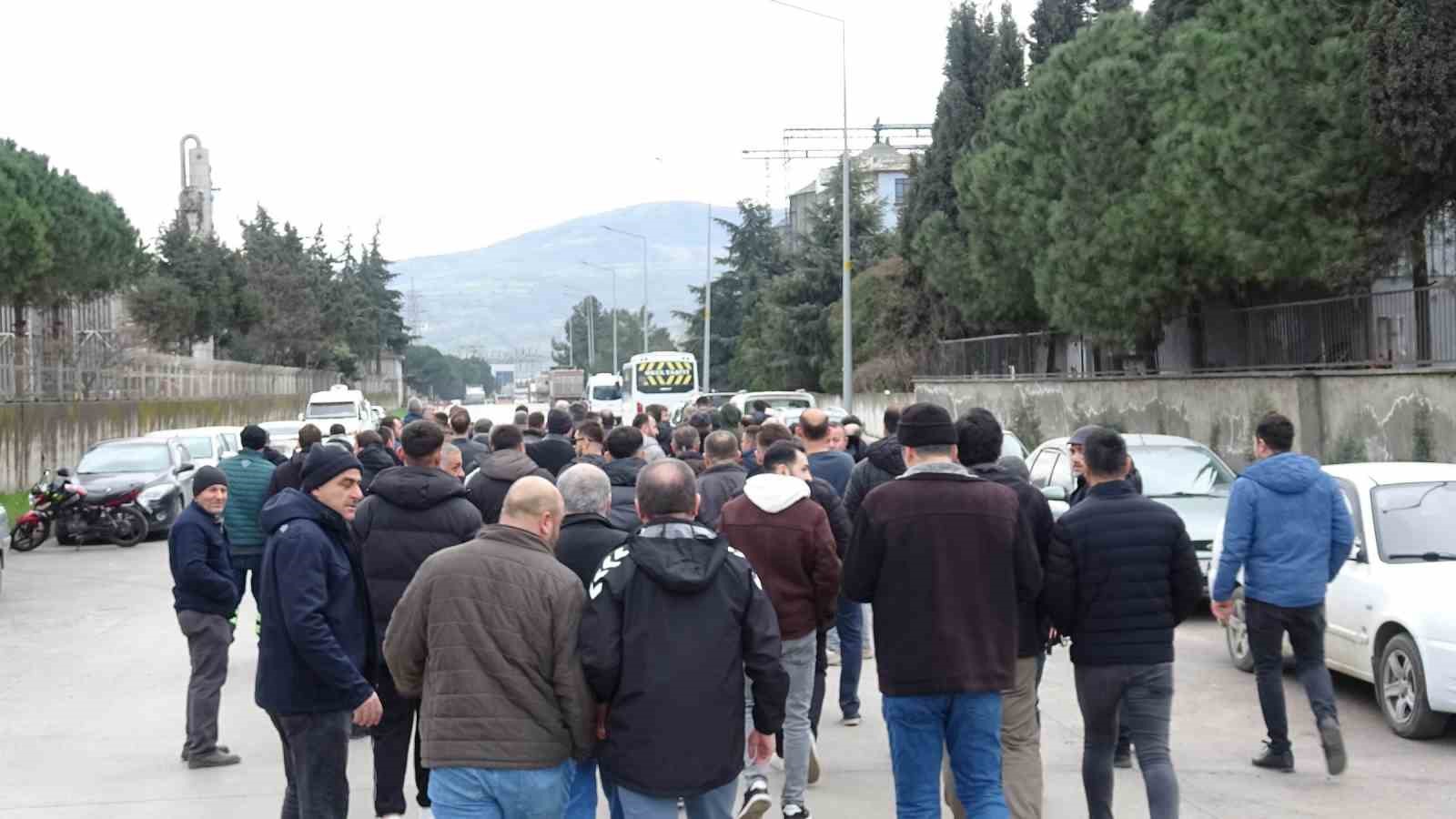 Yeşilyurt Demir-Çelik işçilerinden yapılan zamma yürüyüşlü protesto
