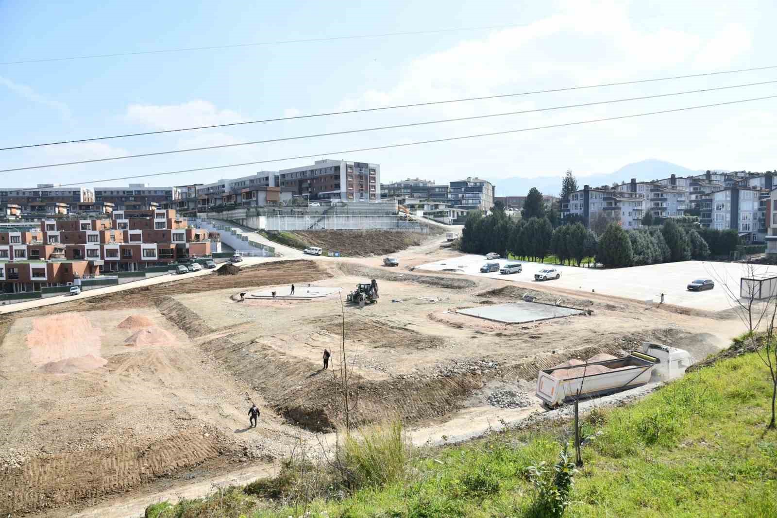 Yeşilyurt Millet Bahçesi’nde çalışmalar sürüyor
