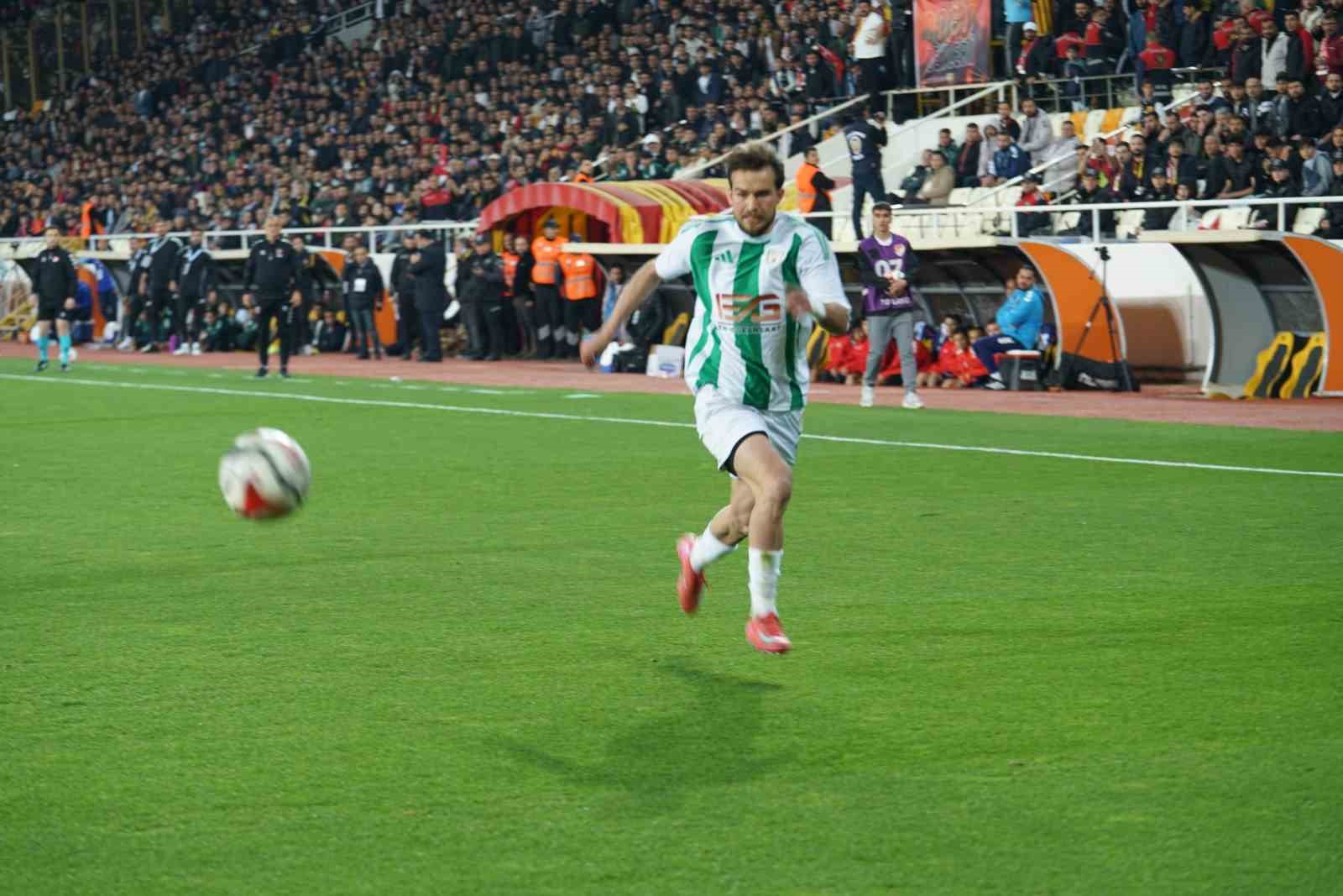 Yeşilyurtspor play-off ilk turuna galibiyetle başladı
