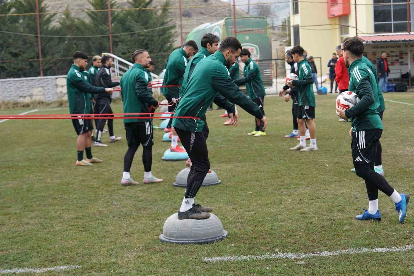 Yeşilyurtspor Teknik Direktörü Murat Yıldırım: "Takım henüz yüzde 60 seviyesinde"
